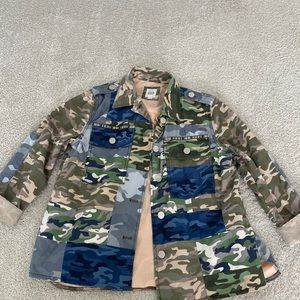 Women’s camo jacket